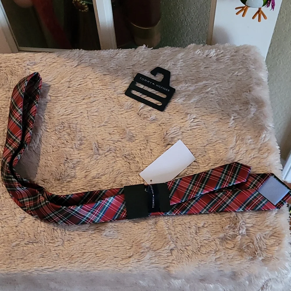 Tommy Hilfiger boys tie